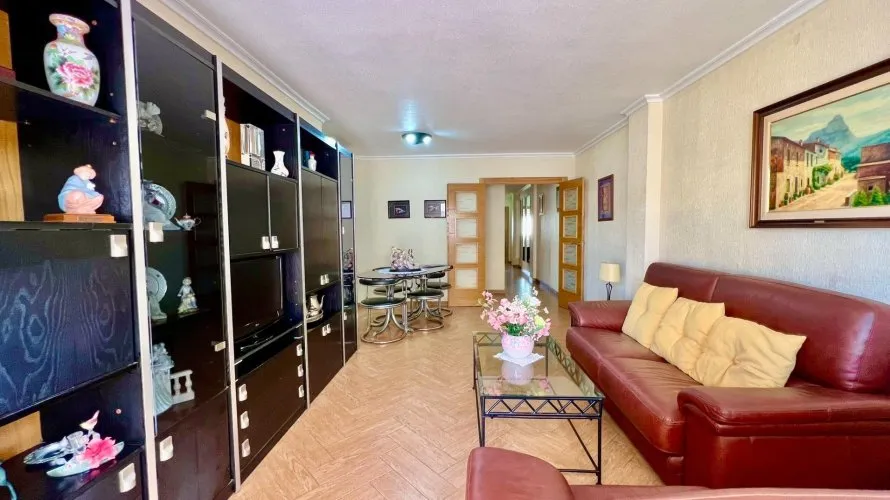 3 bedrooms apartment for sale, Torrevieja, Spain No. 126 № 25