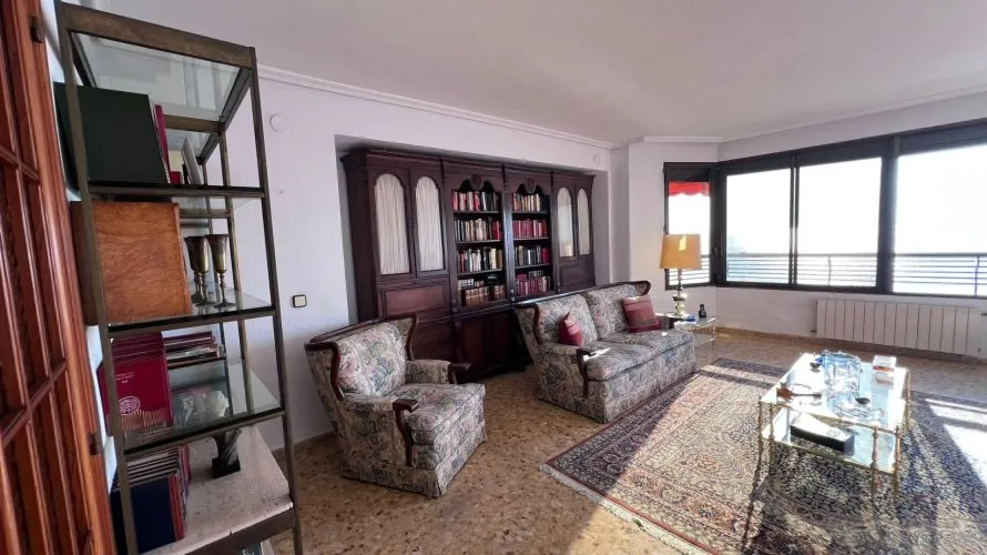 1 bedroom apartment for sale, Alicante, Spain No. 618 № 1