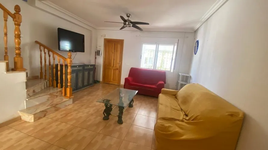 3 bedrooms house for sale, Torrevieja, Spain No. 777 № 1