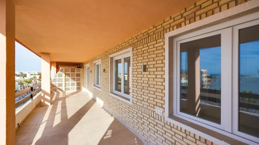 3 bedrooms apartment for sale, Torrevieja, Spain No. 616 № 6