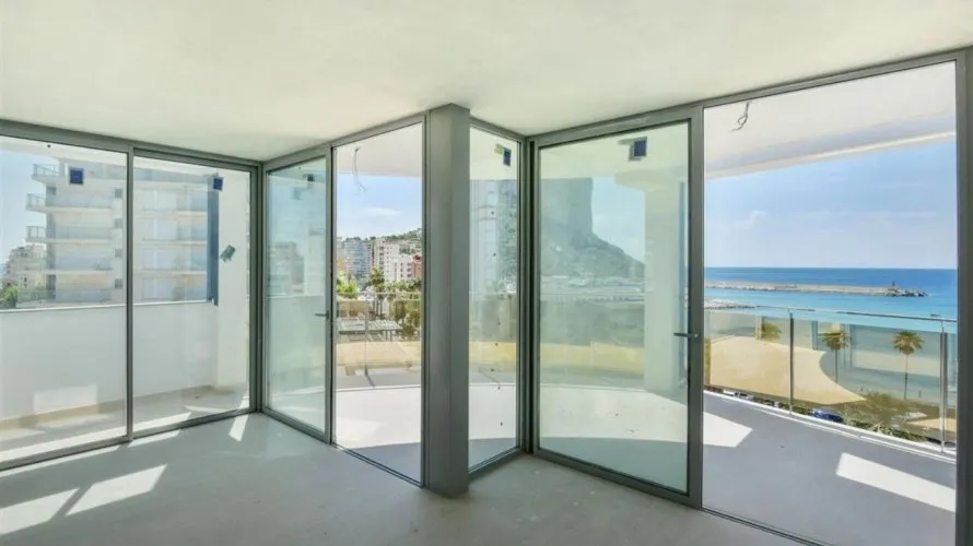 3 bedrooms apartment for sale, Calpe, Spain No. 128 № 19
