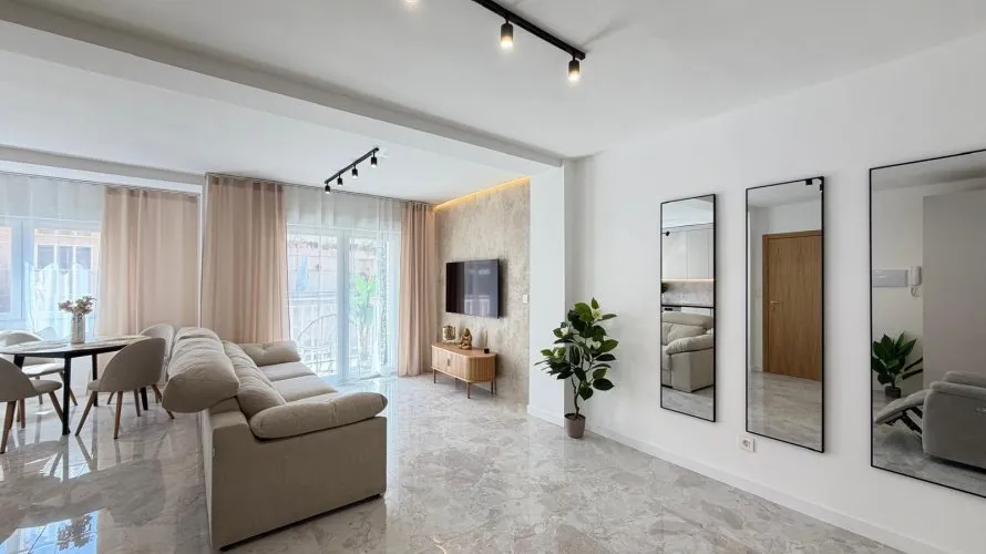 3 bedrooms penthouse for sale, Torrevieja, Spain No. 720 № 1