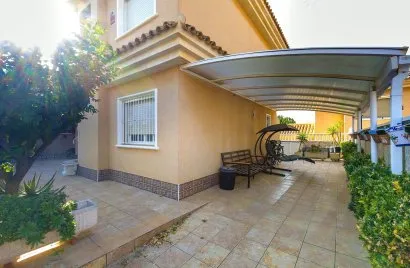 3 bedrooms villa for sale, Torrevieja, Spain No. 180