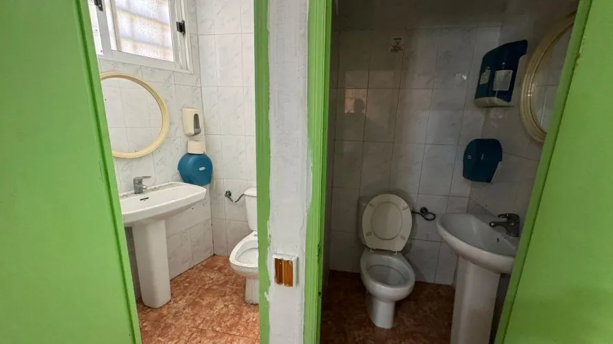 118m² commercial property for sale, Torrevieja, Spain No. 96 № 11
