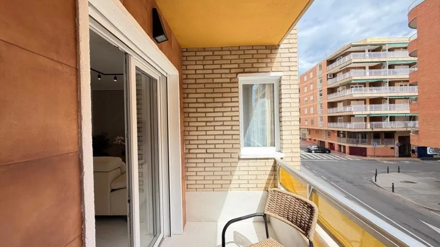 4 bedrooms apartment for sale, Torrevieja, Spain No. 742 № 26