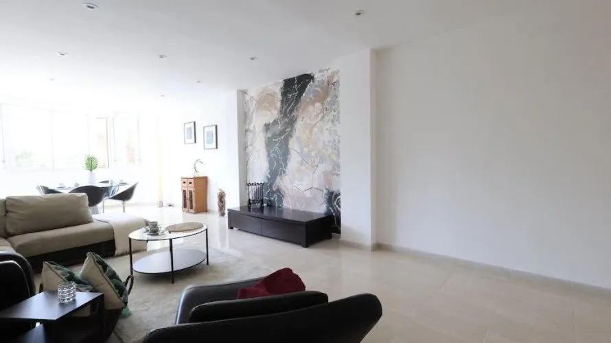 3 bedrooms apartment for sale, Torrevieja, Spain No. 425 № 11