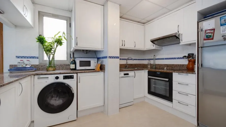 3 bedrooms penthouse for sale, Torrevieja, Spain No. 685 № 9