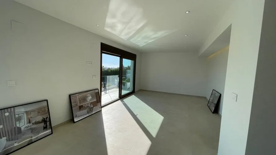 4 bedrooms villa for sale, Altea, Spain No. 232 № 21