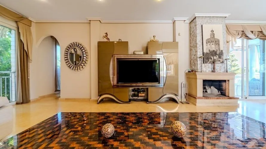 5 bedrooms villa for sale, Torrevieja, Spain No. 519 № 6