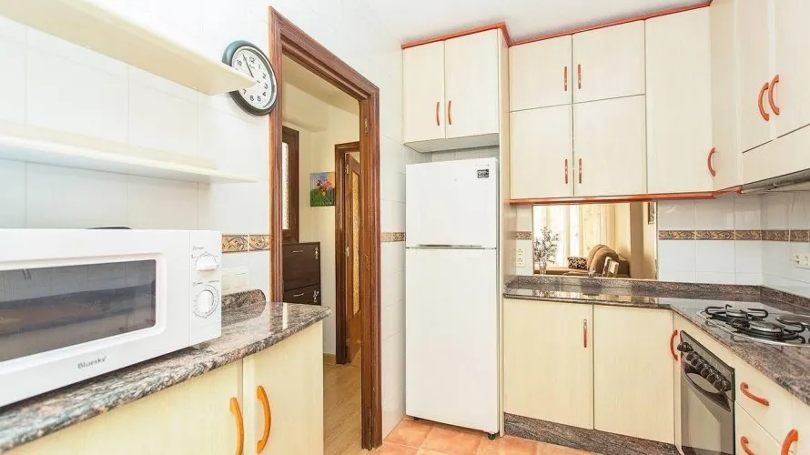 3 bedrooms apartment for sale, Torrevieja, Spain No. 212 № 1