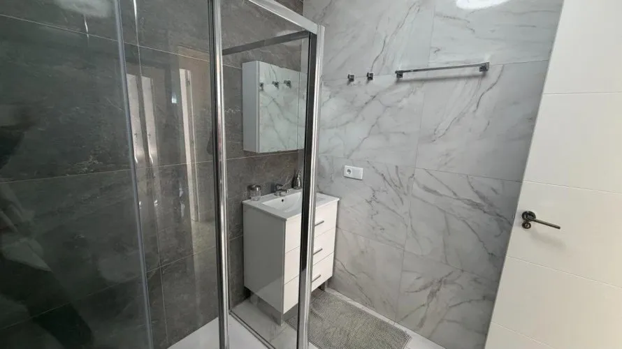 3 bedrooms apartment for sale, Torrevieja, Spain No. 652 № 25