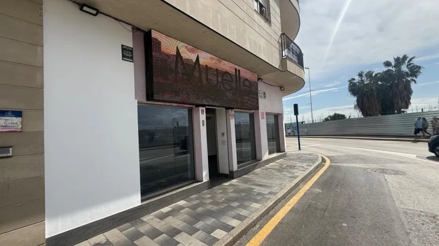 50m² office for sale, Torrevieja, Spain No. 698 № 2