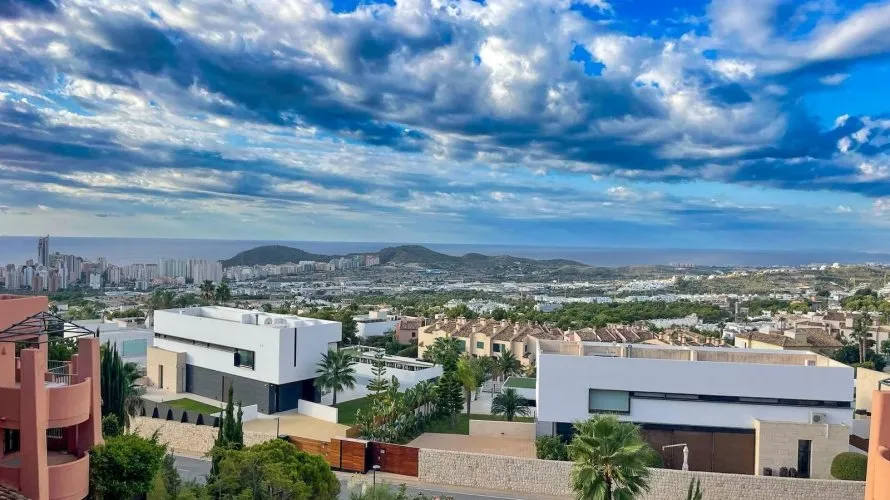 125m² penthouse for sale, Finestrat, Spain No. 716 № 1
