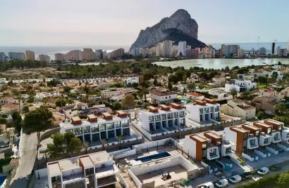 3 bedrooms house for sale, Calpe, Spain No. 361
