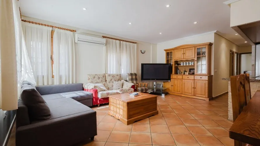 75m² bungalow for sale, Torrevieja, Spain No. 653 № 8