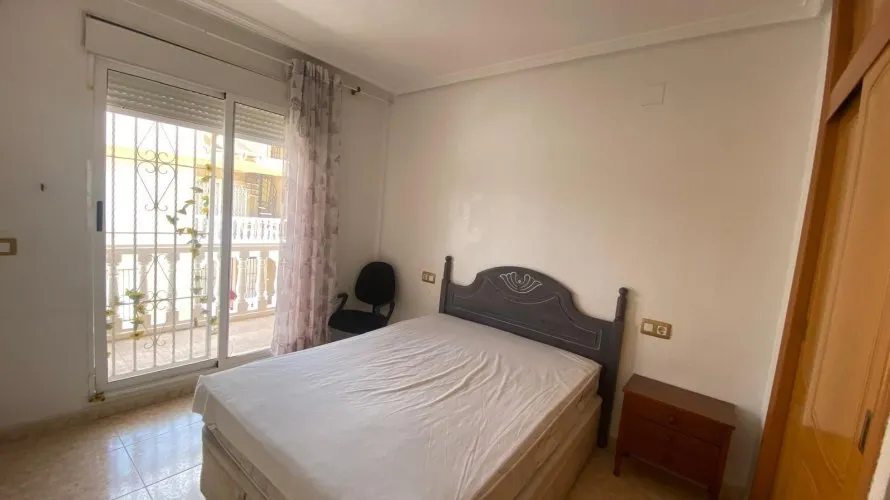 3 bedrooms house for sale, Torrevieja, Spain No. 777 № 11