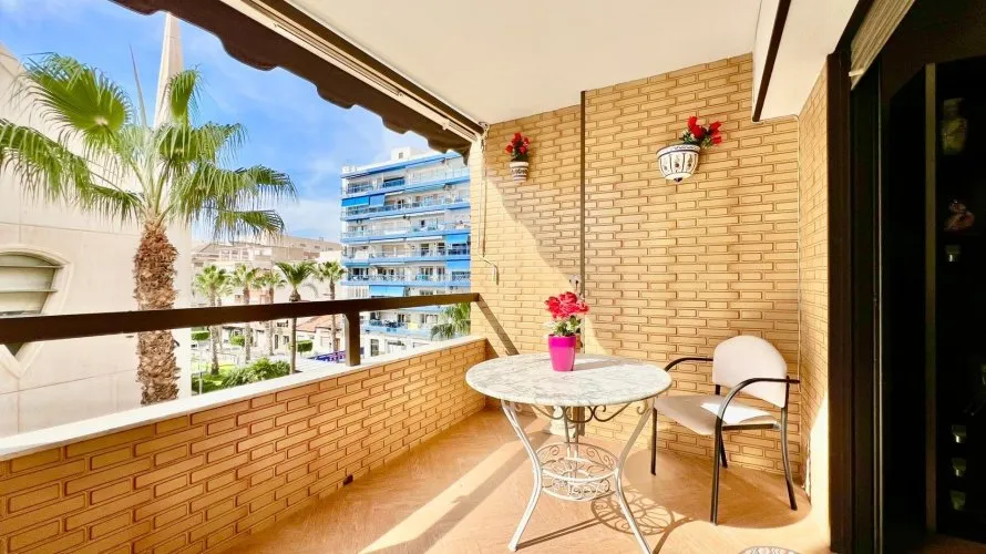 3 bedrooms apartment for sale, Torrevieja, Spain No. 126 № 20