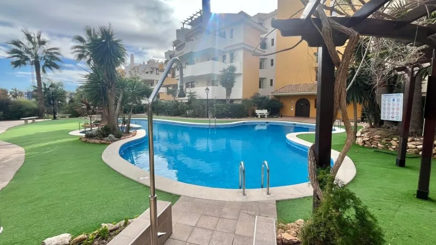 2 bedrooms bungalow for sale, Torrevieja, Spain No. 661 № 11