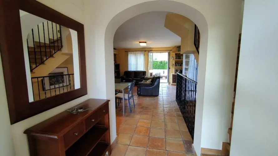 3 bedrooms house for sale, Finestrat, Spain No. 349 № 2