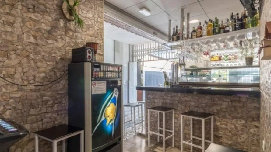 72m² commercial property for sale, Alicante, Spain No. 497