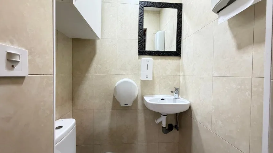 57m² commercial property for sale, Torrevieja, Spain No. 709 № 22