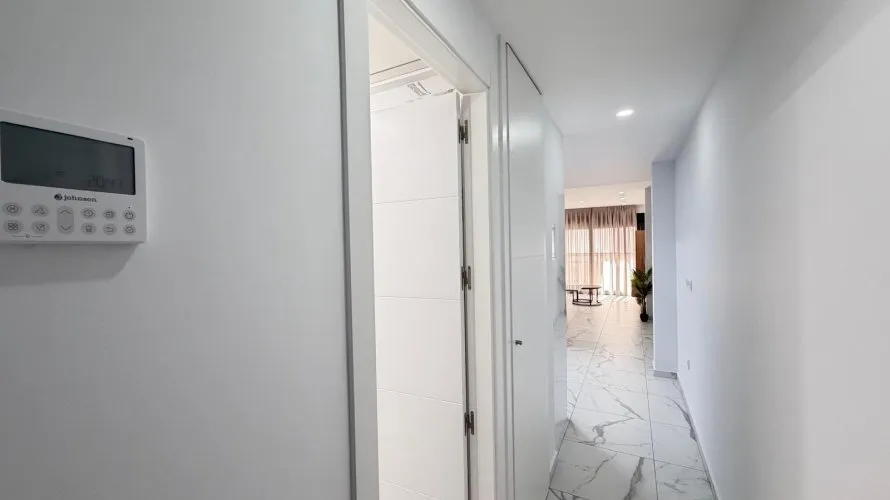 2 bedrooms apartment for sale, Torrevieja, Spain No. 675 № 18