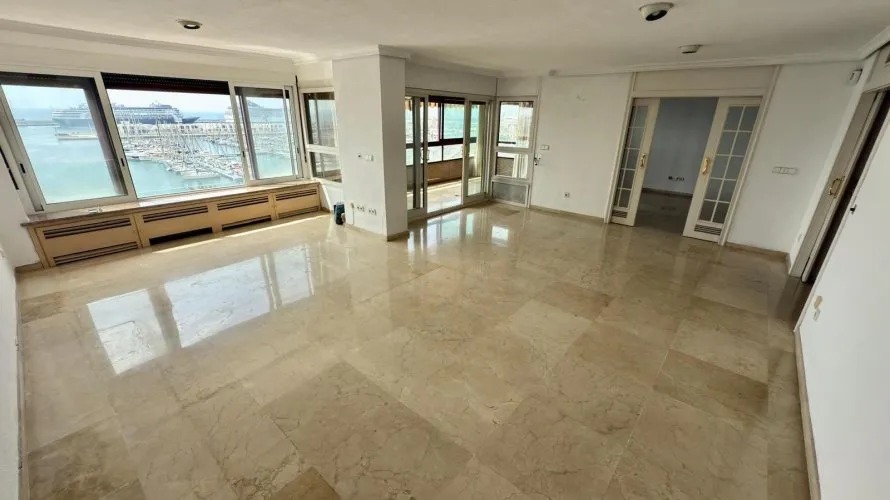 6 bedrooms penthouse for sale, Alicante, Spain No. 530 № 5