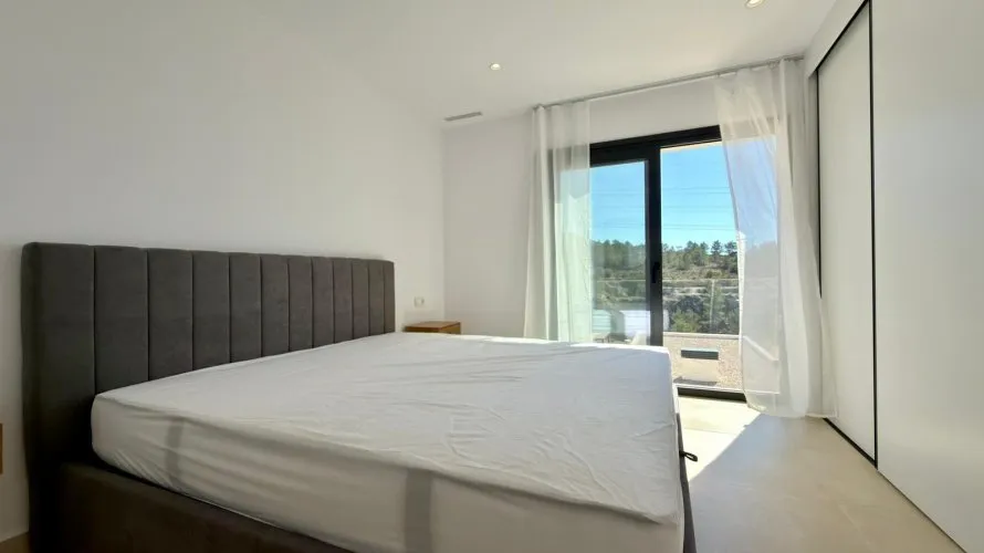 3 bedrooms villa for sale, Finestrat, Spain No. 135 № 9