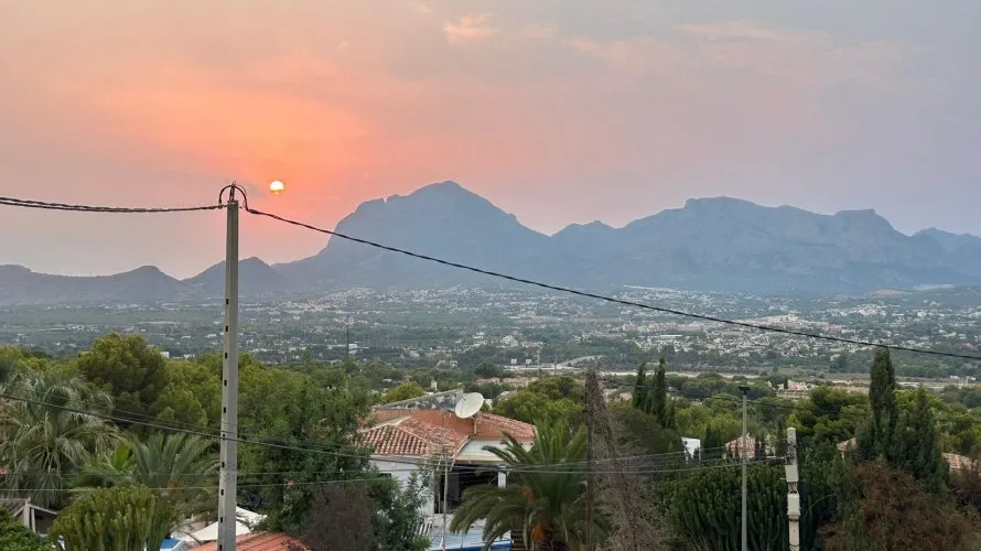 4 bedrooms villa for sale, L'Alfàs del Pi, Spain No. 568 № 12