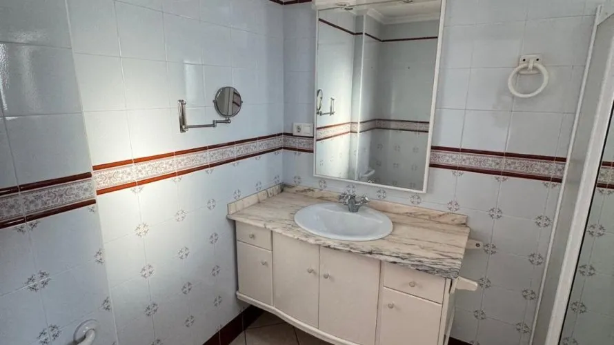 3 bedrooms apartment for sale, Torrevieja, Spain No. 574 № 10