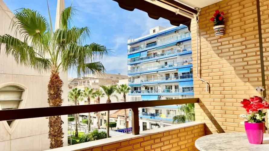 3 bedrooms apartment for sale, Torrevieja, Spain No. 126 № 21