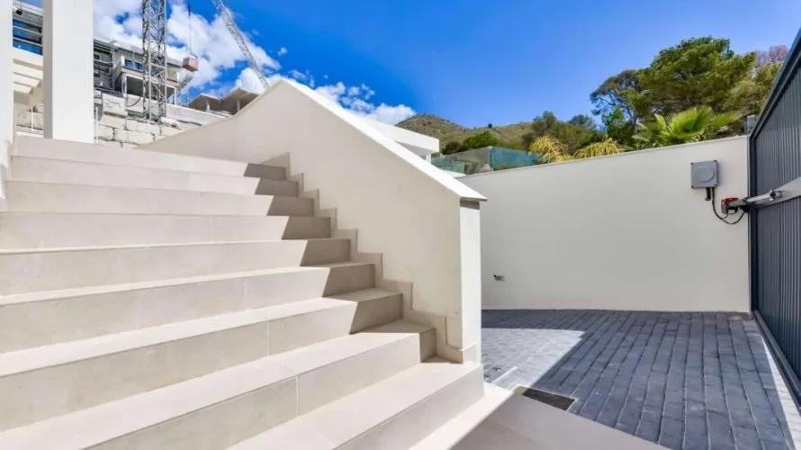 7 bedrooms villa for sale, Finestrat, Spain No. 565 № 9