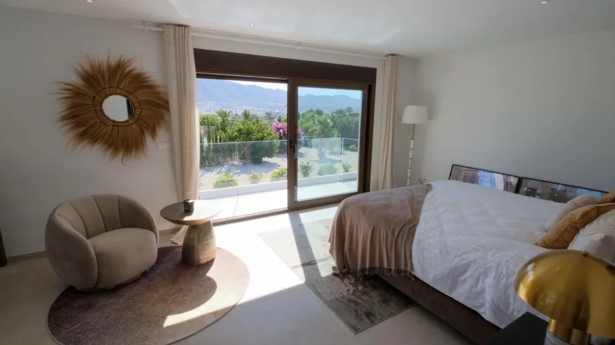 4 bedrooms villa for sale, Altea, Spain No. 365 № 9