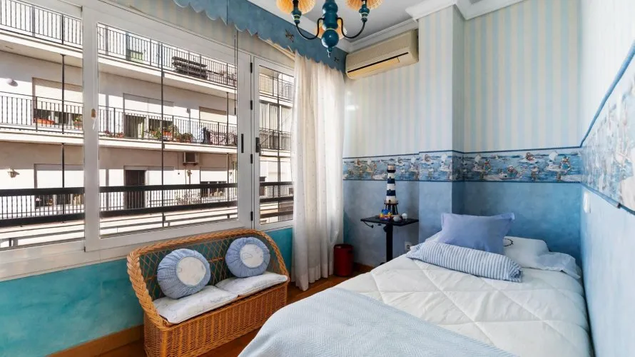 128m² apartment for sale, Torrevieja, Spain No. 664 № 13