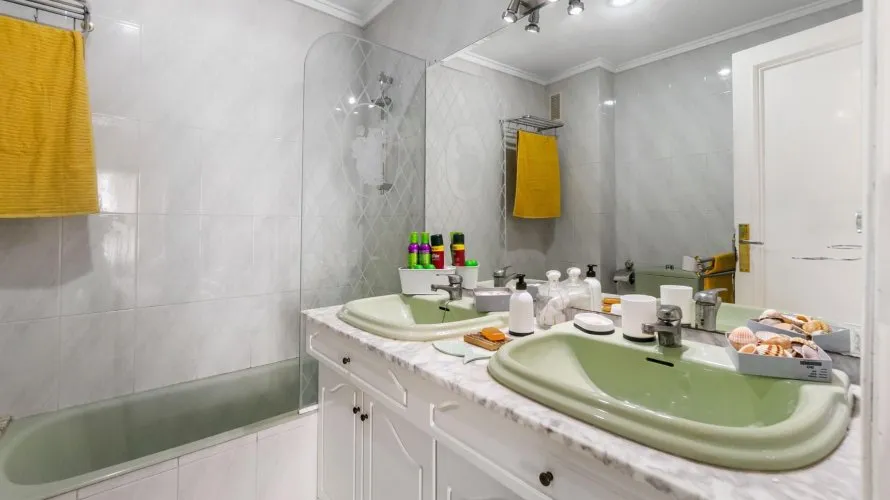 128m² apartment for sale, Torrevieja, Spain No. 664 № 9