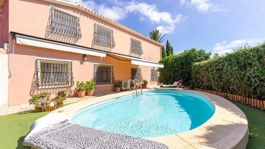 4 bedrooms apartment for sale, Finestrat, Spain No. 688 № 1