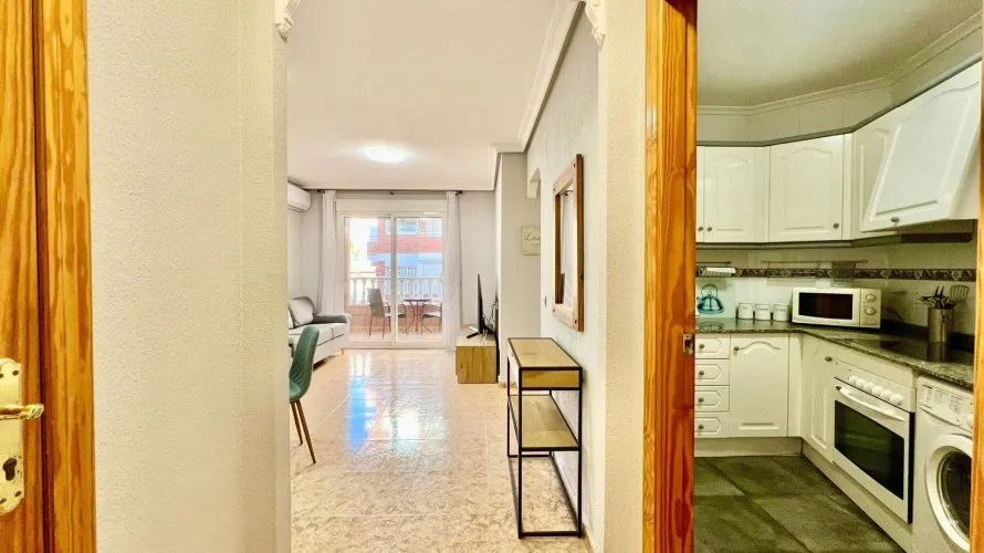 2 bedrooms apartment for sale, Torrevieja, Spain No. 798 № 22