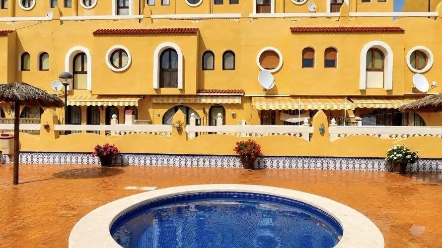 3 bedrooms house for sale, El Campello, Spain No. 1277 № 8
