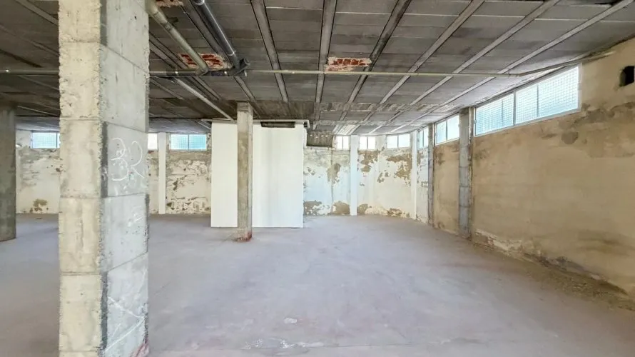 2800m² commercial property for sale, Torrevieja, Spain No. 1260