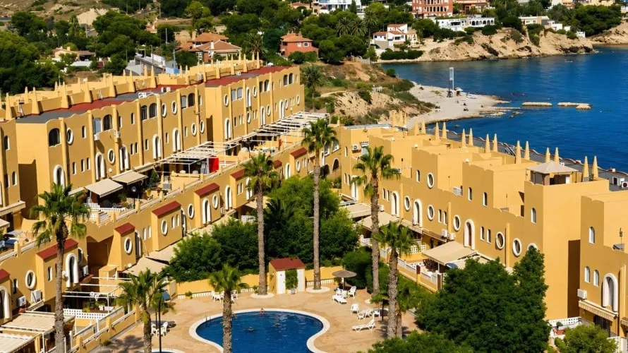 3 bedrooms house for sale, El Campello, Spain No. 1277 № 2