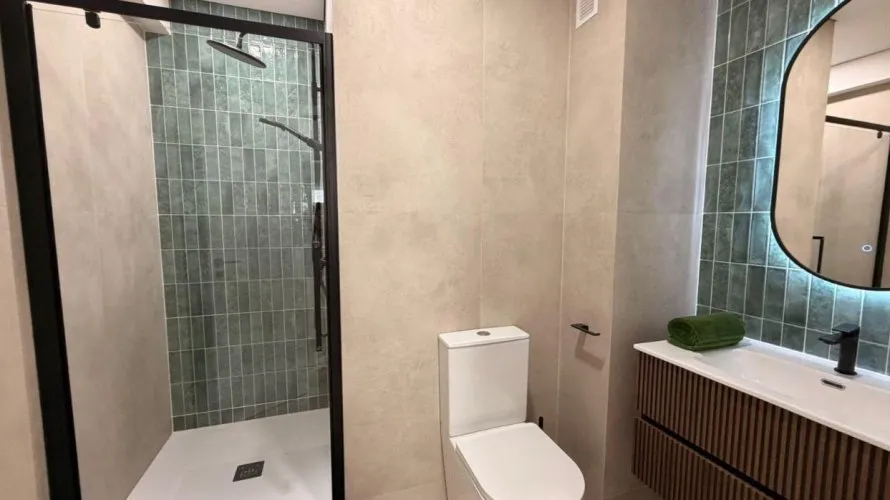 2 bedrooms apartment for sale, Torrevieja, Spain No. 1235 № 6