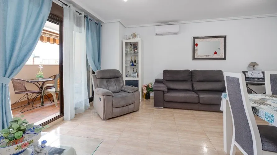 2 bedrooms apartment for sale, Torrevieja, Spain No. 1258 № 20