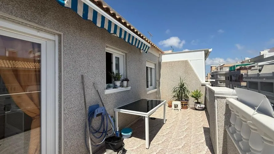2 bedrooms penthouse for sale, Torrevieja, Spain No. 1164