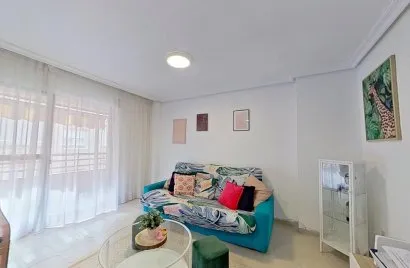 4 bedrooms apartment for sale, Torrevieja, Spain No. 1274