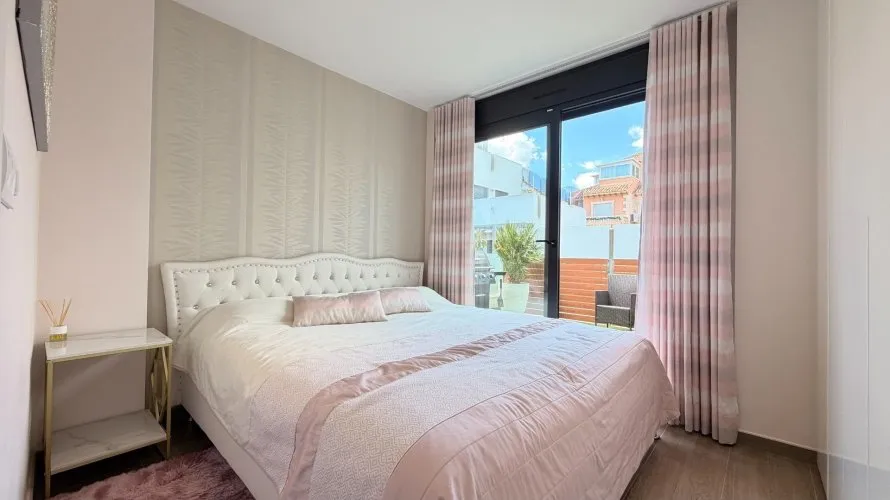 5 bedrooms villa for sale, Torrevieja, Spain No. 1167 № 16
