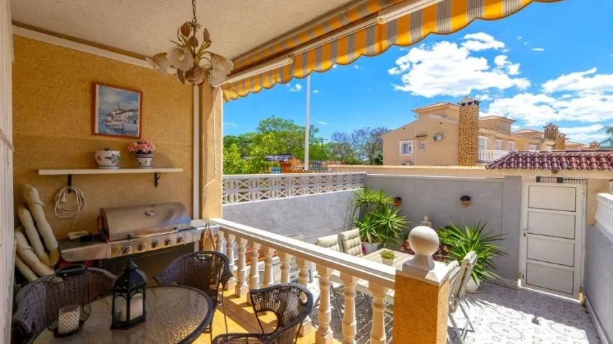 2 bedrooms house for sale, Torrevieja, Spain No. 1168 № 4