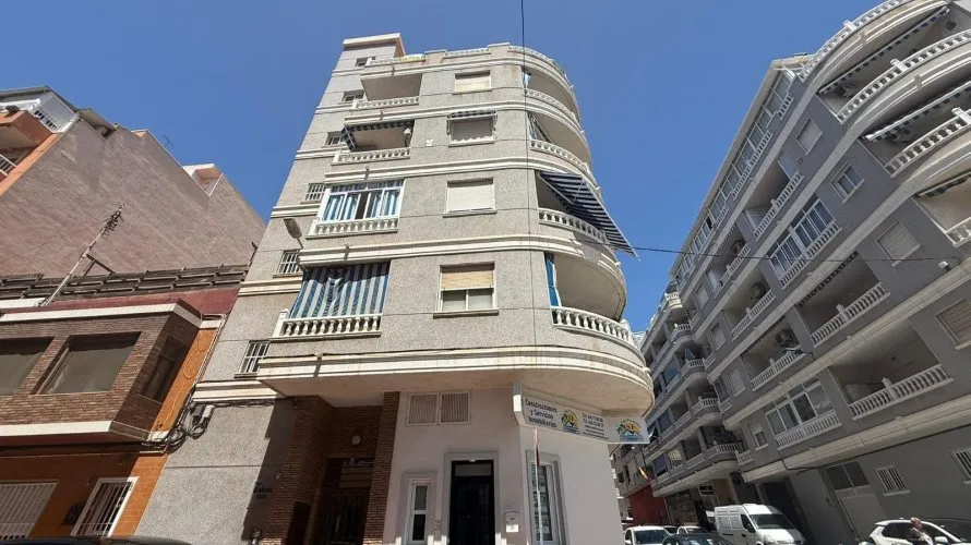 2 bedrooms penthouse for sale, Torrevieja, Spain No. 1164 № 22