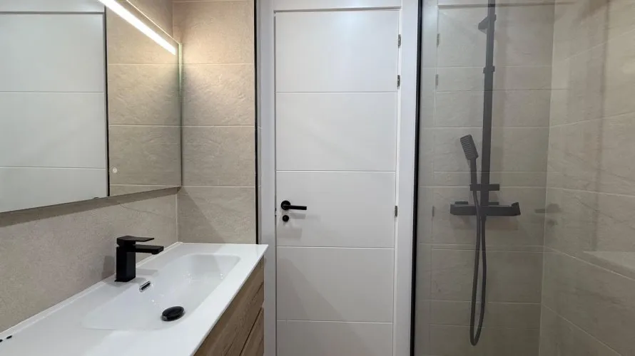 3 bedrooms hotel for sale, Alicante, Spain No. 1212 № 26