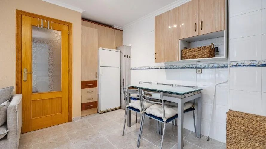 2 bedrooms apartment for sale, Torrevieja, Spain No. 1499 № 17