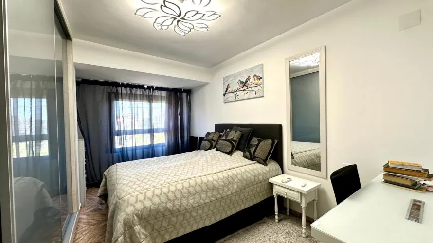 4 bedrooms apartment for sale, Alicante, Spain No. 1323 № 26